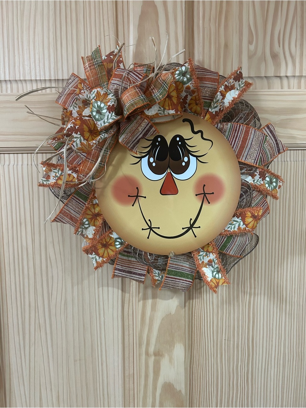 NWOT Fall Scarecrow Face Wreath - Orange Decorative Door Accent